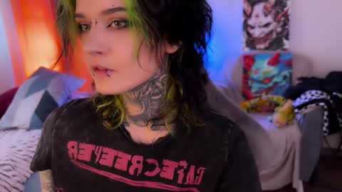   DianaBrite            fansl y online show from 04.10.26