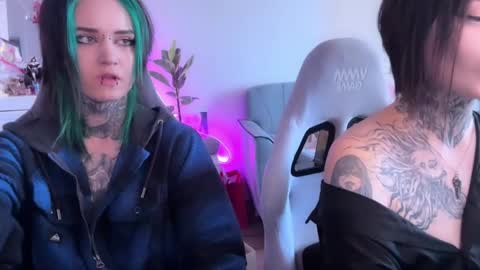  DianaBrite            fansl y online show from 05.17.26