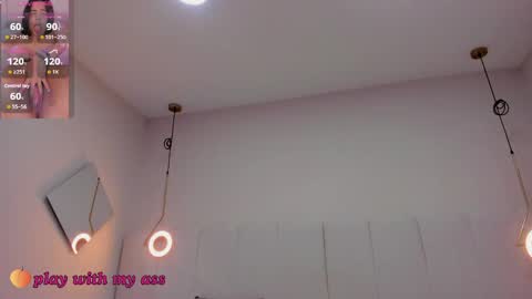 Snapshot of riri_candy chatting on 05.16.26 Riri Candy online show from 05.16.26