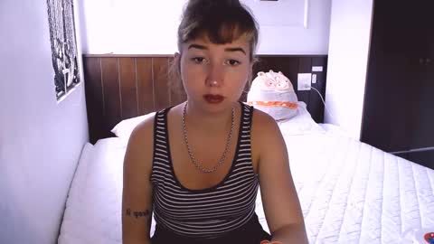 Snapshot of riri_rich chatting on 02.07.25 Rita online show from 02.07.25