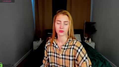 Snapshot of ritaflux chatting on 02.16.26 RitaFlux online show from 02.16.26