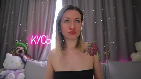 Snapshot of ritakycb chatting on 05.24.26 Rita online show from 05.24.26