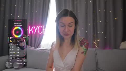 Snapshot of ritakycb chatting on 06.14.26 Rita online show from 06.14.26