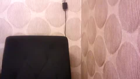 RiveraMaureen online show from 01.04.25