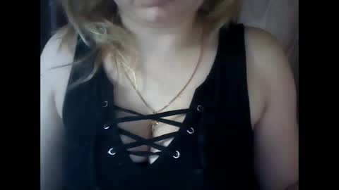 RiveraMaureen online show from 02.17.25