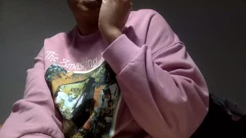 Snapshot of riversaint chatting on 12.23.24 River Saint online show from 12.23.24