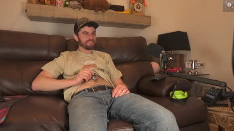 Snapshot of rndmzd chatting on 12.08.24 Ryan aka KeylimeRy online show from 12.08.24