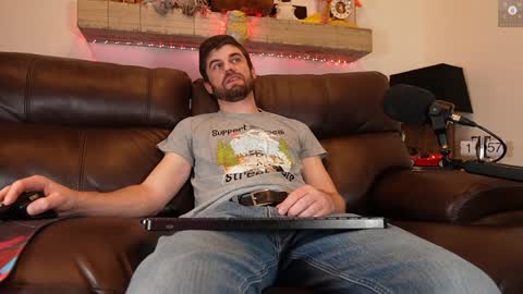 Snapshot of rndmzd chatting on 12.18.24 Ryan aka KeylimeRy online show from 12.18.24