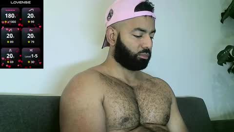 SebasRoa online show from 11.10.25