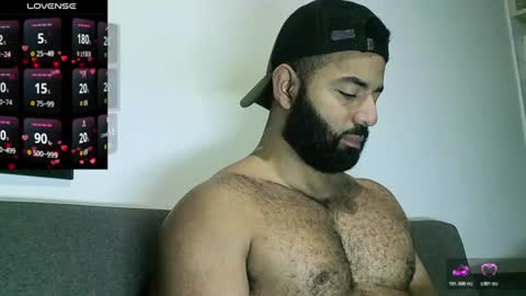 Snapshot of roa32sebas chatting on 06.15.26 SebasRoa online show from 06.15.26
