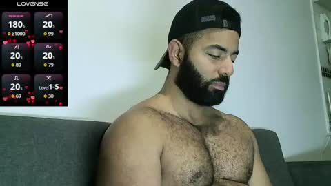 Snapshot of roa32sebas chatting on 06.18.26 SebasRoa online show from 06.18.26