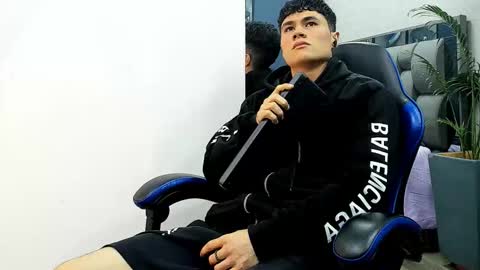 Roan Birkin online show from 09.30.25