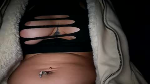 Snapshot of roarmance1 chatting on 02.01.26 roarmance1 online show from 02.01.26