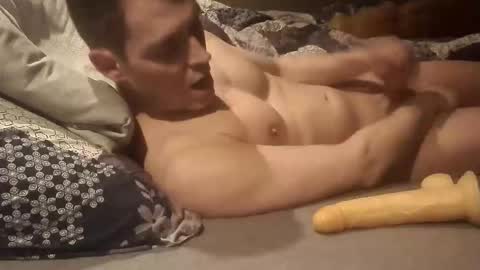 Snapshot of rob35jr chatting on 03.16.26 rob35jr online show from 03.16.26