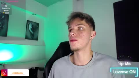 Snapshot of robbinblaze chatting on 03.31.26 Robbin online show from 03.31.26