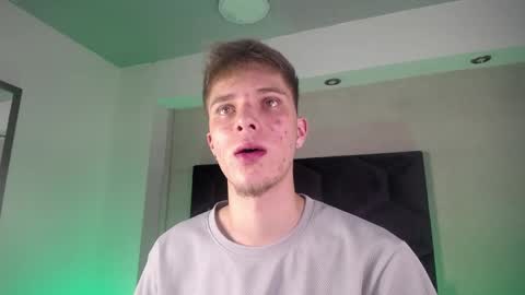 Snapshot of robbinblaze chatting on 03.31.26 Robbin online show from 03.31.26