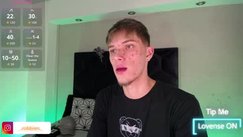 Snapshot of robbinblaze chatting on 04.09.26 Robbin online show from 04.09.26