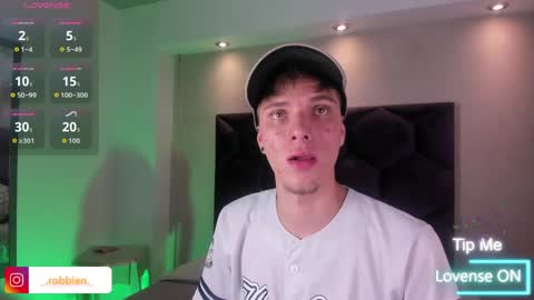 Snapshot of robbinblaze chatting on 04.13.26 Robbin online show from 04.13.26