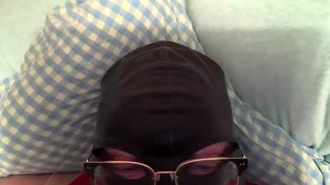 Snapshot of robby21000 chatting on 05.19.26 Robbi online show from 05.19.26