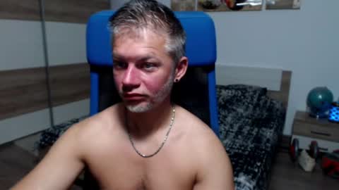 Snapshot of robbyshawz chatting on 07.09.26 robbyshawz online show from 07.09.26