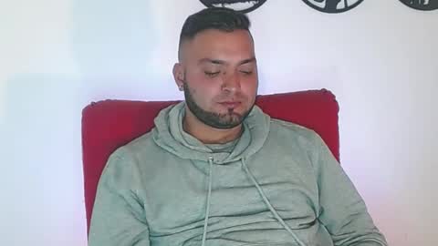 Snapshot of robert_leroy chatting on 06.26.26 Stiven - online show from 06.26.26