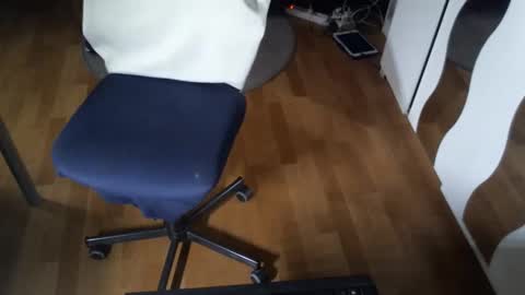 robertbrazil762778 online show from 09.25.25