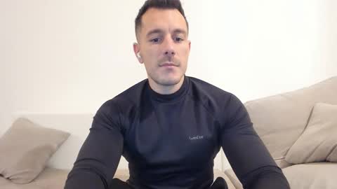 roberto4ever online show from 11.27.25