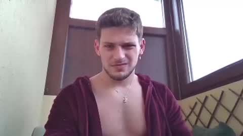 Snapshot of roberto_twink1 chatting on 02.17.25 Roberto online show from 02.17.25