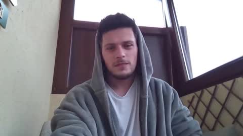 Snapshot of roberto_twink1 chatting on 10.27.25 Roberto online show from 10.27.25