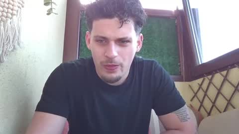 Snapshot of roberto_twink1 chatting on 04.24.26 Roberto online show from 04.24.26