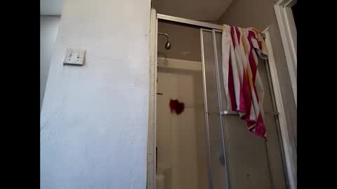 robertsaiz4200 online show from 04.16.26