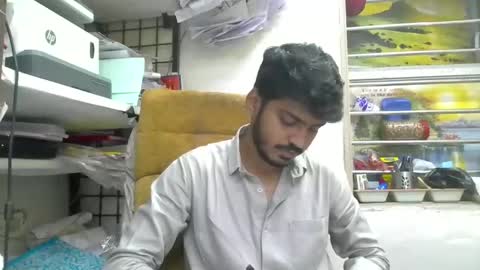 Robertsalia online show from 10.09.25