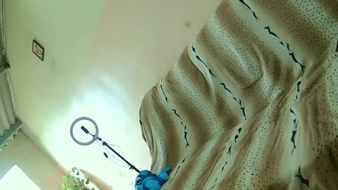 Snapshot of robertuxx chatting on 12.15.24 BRAZILIAN BOY online show from 12.15.24