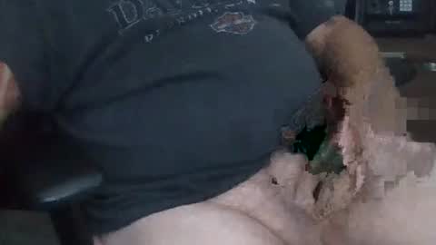 Snapshot of robglide chatting on 09.27.25 robglide online show from 09.27.25