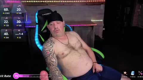 Snapshot of robi_df chatting on 11.21.25 robi_df online show from 11.21.25