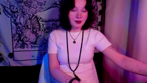 Snapshot of robin_harrington chatting on 04.20.26 Ronin online show from 04.20.26