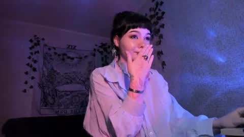 Snapshot of robin_harrington chatting on 07.15.26 Ronin online show from 07.15.26