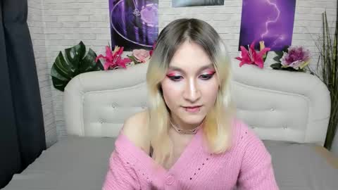 Snapshot of robinkhelless chatting on 02.21.25 robin khelless online show from 02.21.25