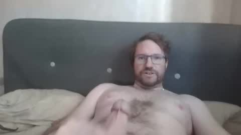 robinouhot online show from 02.20.25