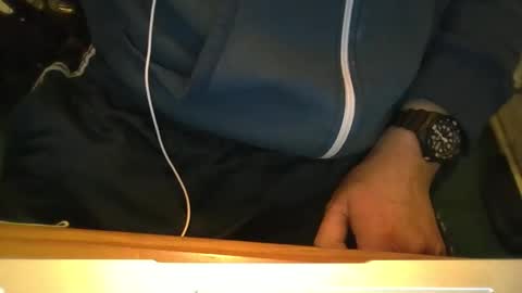 Snapshot of robjh1273 chatting on 11.26.25 Roger online show from 11.26.25