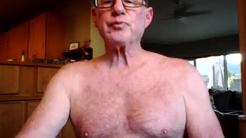 Snapshot of robo0000 chatting on 06.19.26 robo0000 online show from 06.19.26