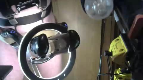 Robodickmilker online show from 02.18.25
