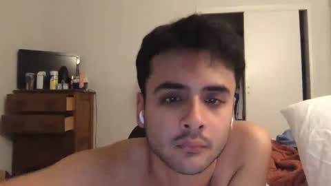 Snapshot of robthefalcon17 chatting on 10.01.25 robthefalcon17 online show from 10.01.25