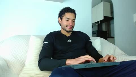 roby_millerr online show from 10.10.25