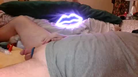 Snapshot of rockinghard7 chatting on 05.11.26 cum mature edging daddy cock online show from 05.11.26