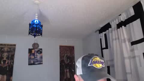 Snapshot of rockocezer chatting on 03.14.26 rockocezer online show from 03.14.26