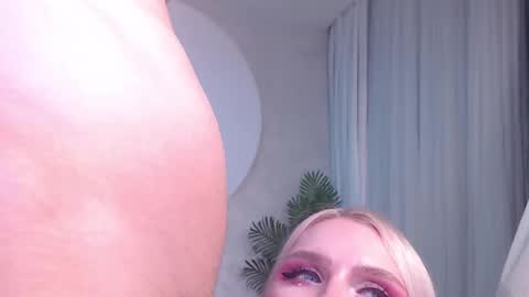 Lina and Den online show from 11.24.25