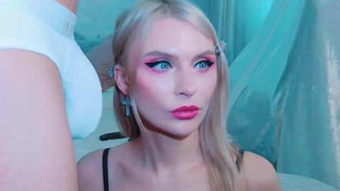 Lina and Den online show from 03.03.26