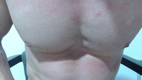 Snapshot of rocky_muscle chatting on 02.21.26 rocky muscle online show from 02.21.26