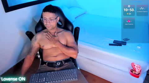 Snapshot of rocky_staily chatting on 09.27.25 rocky_staily online show from 09.27.25